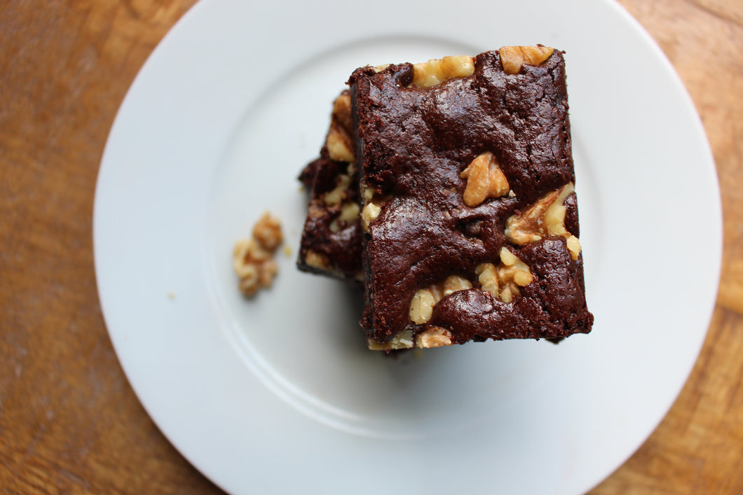 Mahadeva's Kitchen - Walnut Brownie - 110g 12 pcs